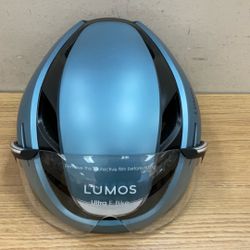 LUMOS ULTRA E-BIKE HELMET WITH TURN SIGNALS.