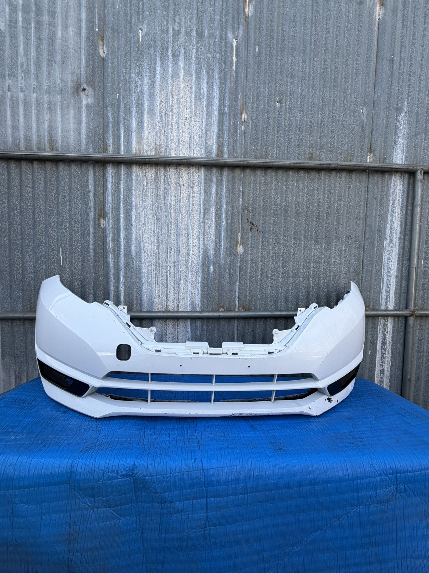 2017 2018 2019 Nissan Versa Note Front Bumper White OEM (ORIGINAL)