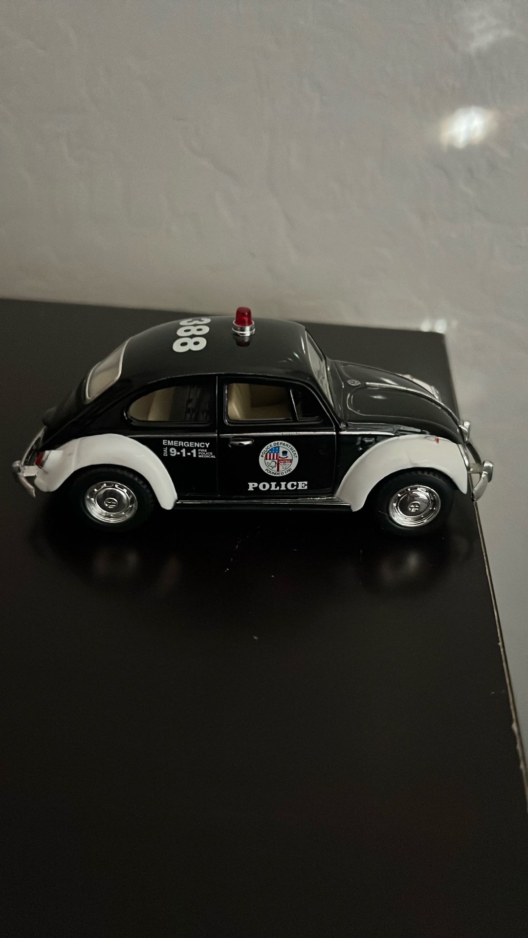 Kinsmart brand volkswagen classical beetle 1967