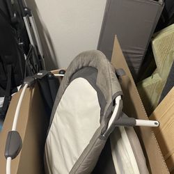 Pack N Play Graco Snuggle Suite Lx