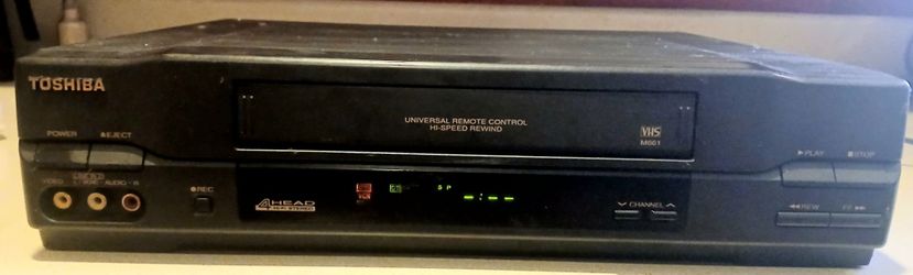 Toshiba M661 VHS Player