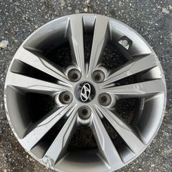 1 Spare Rim 16 Hyundai 5 Lugs 114.3 mm