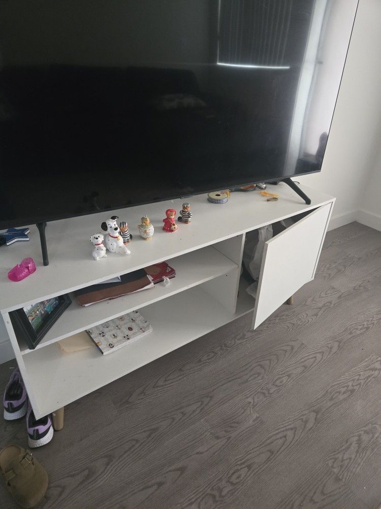 Uses TV Stand
