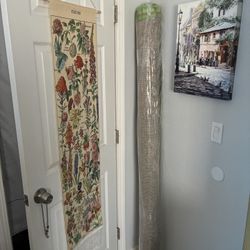 Green Rug “Isabella Square Rug”