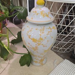 Oriental vase with cover.