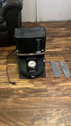 Shark NeverTouch Pro