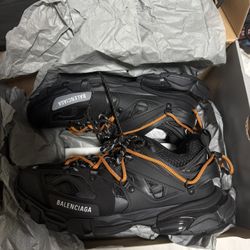  Balenciaga Track Trail Laces 