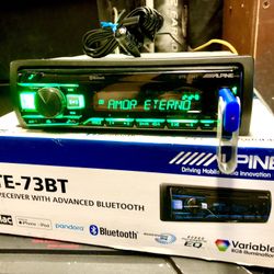 Alpine UTE-73BT Bluetooth Car Audio Stereo Head Unit 