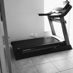 Nordictrack Commercial 2450 Treadmill