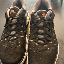 Men’s Black Nike Running Shoes 