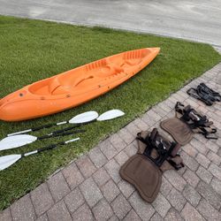 Pelican Apex 129T Kayak, 2 ores, Malone J Pro Kayak Roof Carrier