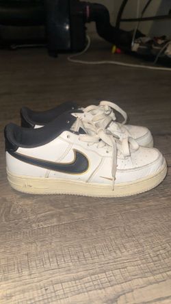 Air Forces size 7