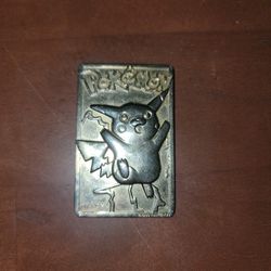 Gold Pikachu Pokémon Card
