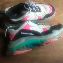 Balenciaga Colorful 40
