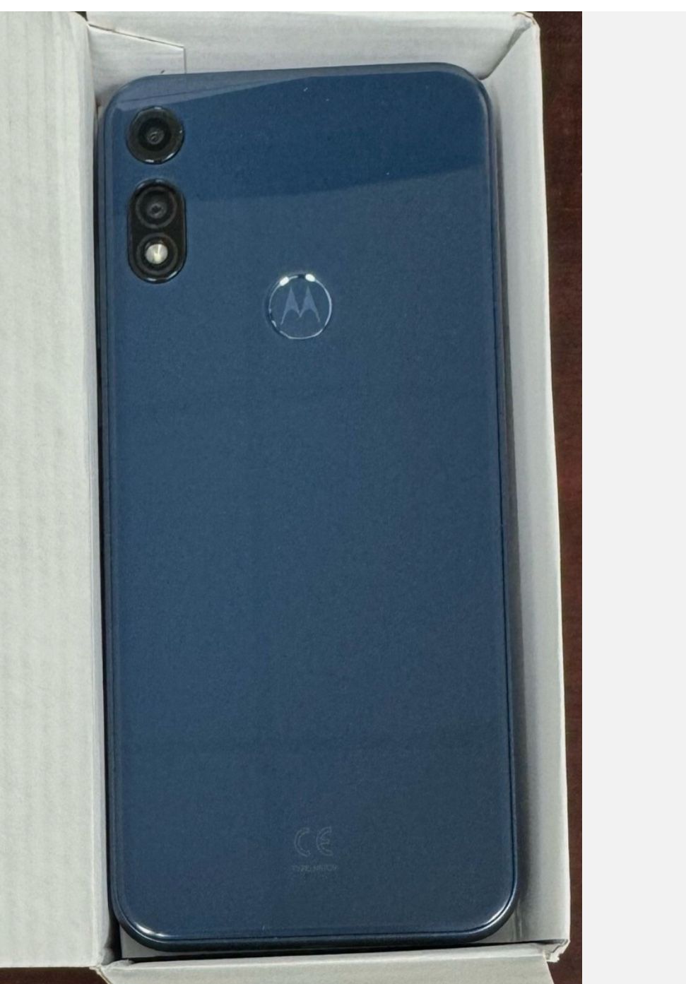 Motorola MOTO E 7th Gen XT2052DL (Tracfone) 32GB Blue Smart Phone