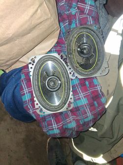 Small Kickers For Cardoor