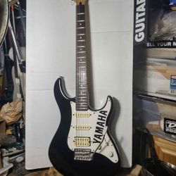 EG112 Yamaha Strat Guitar EXC* Pro Fret-level Setup 