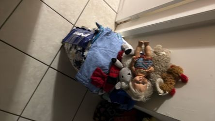 Kids 4-7 clothes and female clothes  XS/S very few Medium
