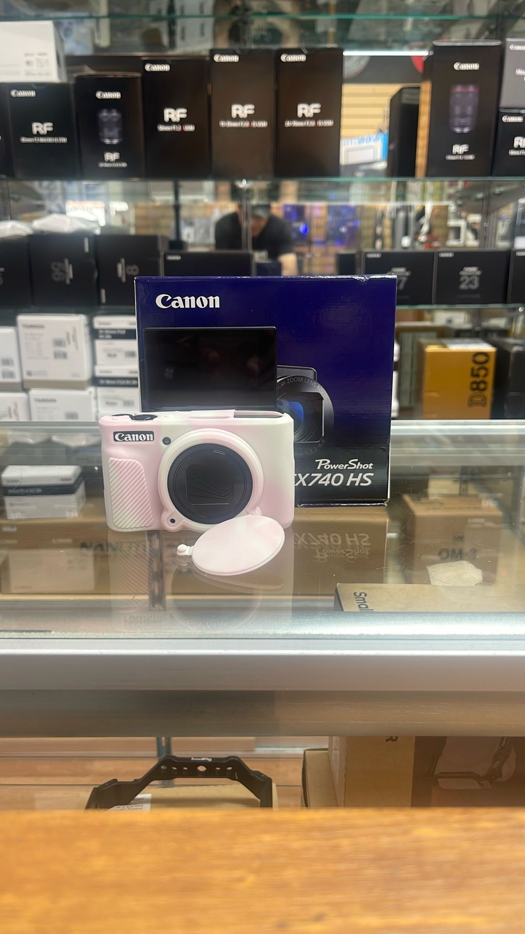 Canon Powershot SX740 HS With Silicon Case