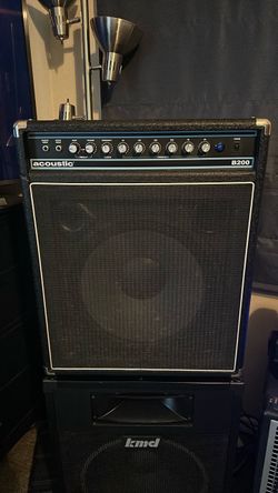Acoustic B200 combo bass amp