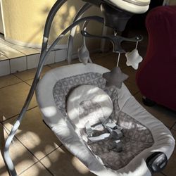 Graco Baby Swing