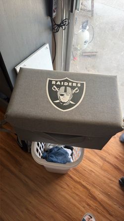 Ice chest/seat