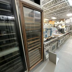 🍷 Sub-Zero 427G Panel Ready Built-In Wine Cooler – Like New 🍷