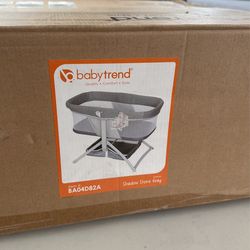 BRAND new- Bassinet