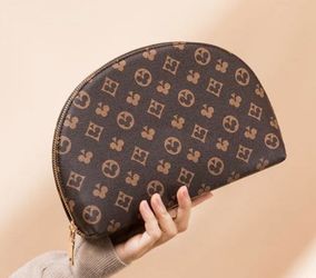 Makeup bag / purse, new