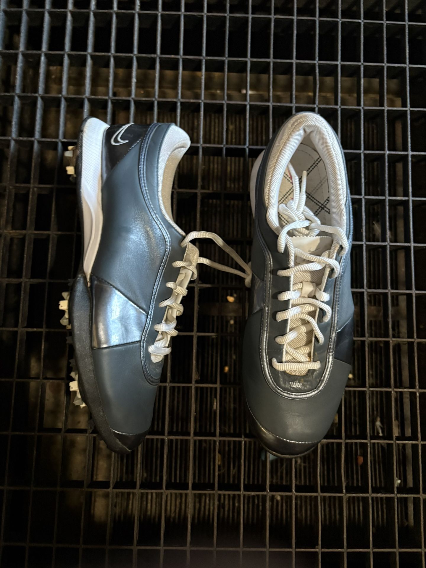 Nike Golf Shoes Size 8 Women
