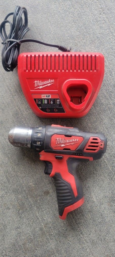 Milwaukee Drill Driver