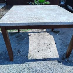 Table/Mesa