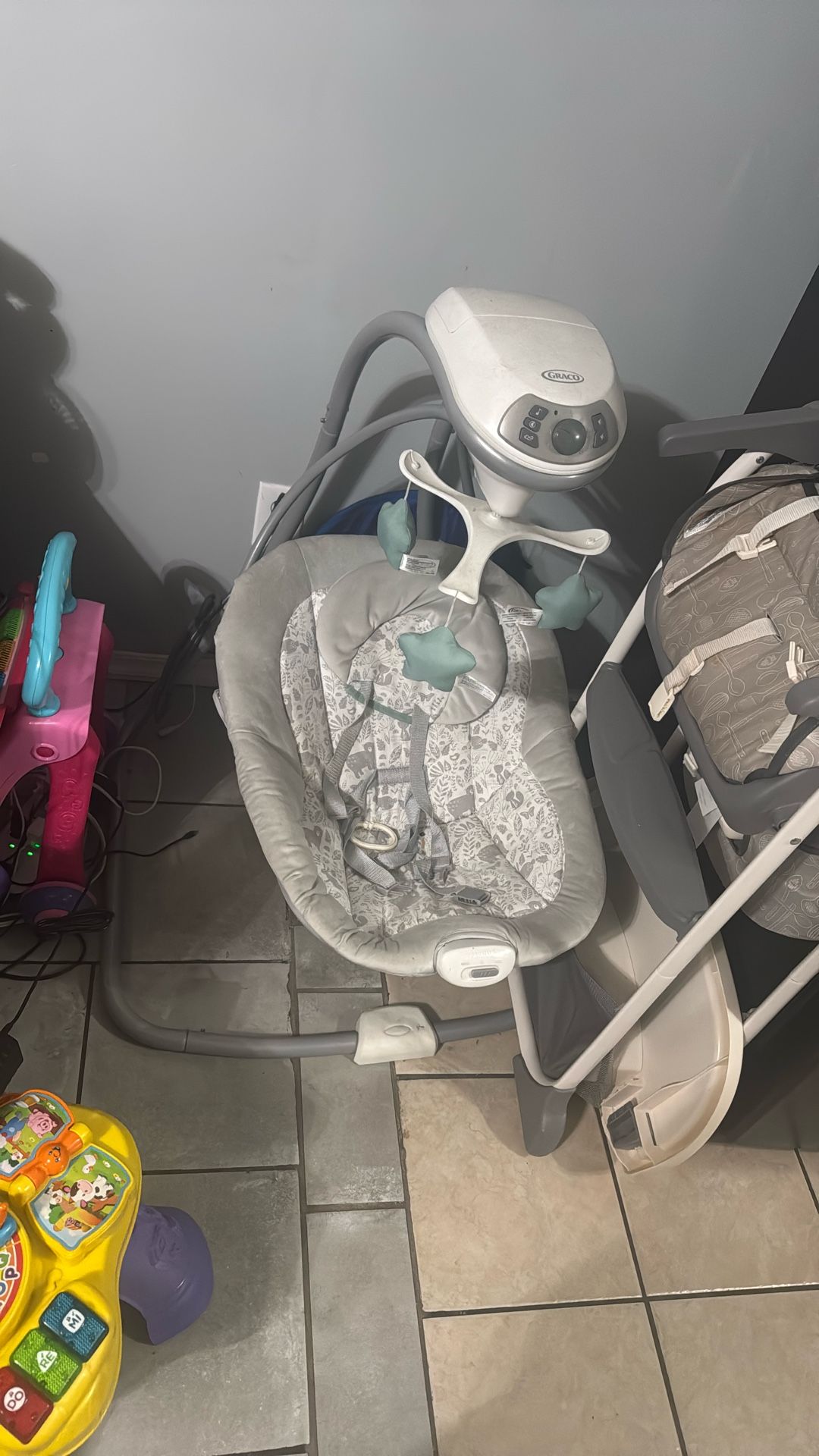 Graco Baby Swing  Pick Up Only