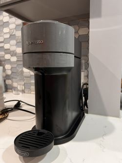 Nepresso Vertuo Machine 