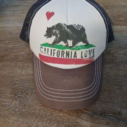 Billabong California Love Bear Trucker Hat Cap Adjustable Vented Mesh Snapback 
