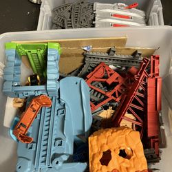 Thomas &Friends Pieces 