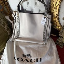 New Coach Leather Handbag Value 1100