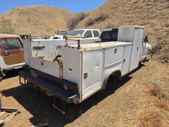 11ft service bed