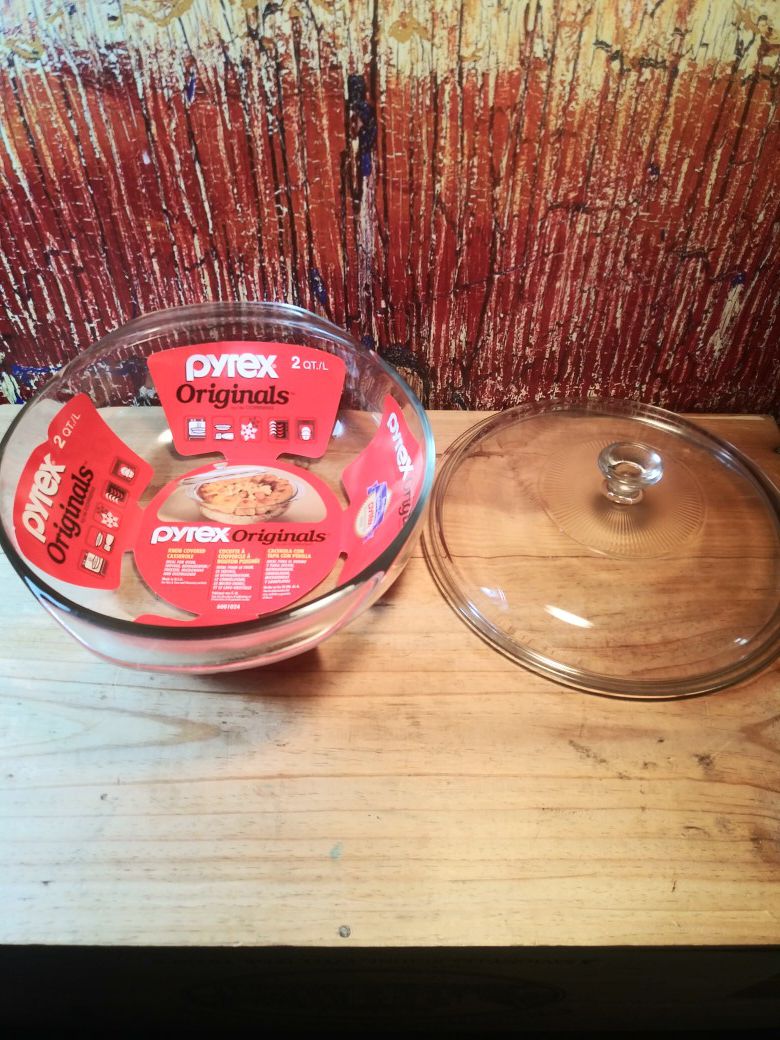 Pyrex New 9" inch Glass Oven Cookware