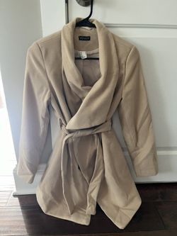 Like New Venus Front Tie Coat- West Chester