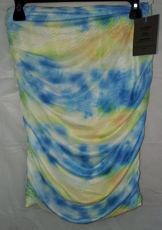 NWT Swimsuit Cover