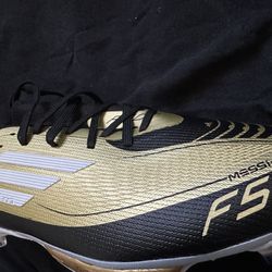 Adidas Messi F50 Size 9.5 M