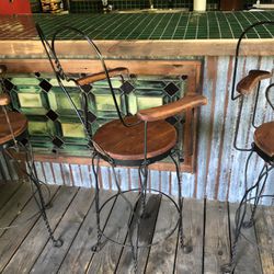 3 Antique Icecream  Bar/Chairs