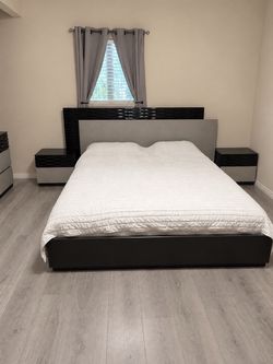 Modern California King Bed Frame with Nightstands and Dresser