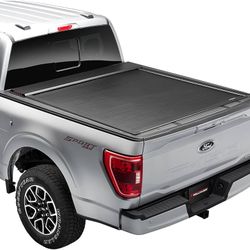 Roll-N-Lock Aluminum Bed Cover - 2015-2020 Ford F150 5’ Bed