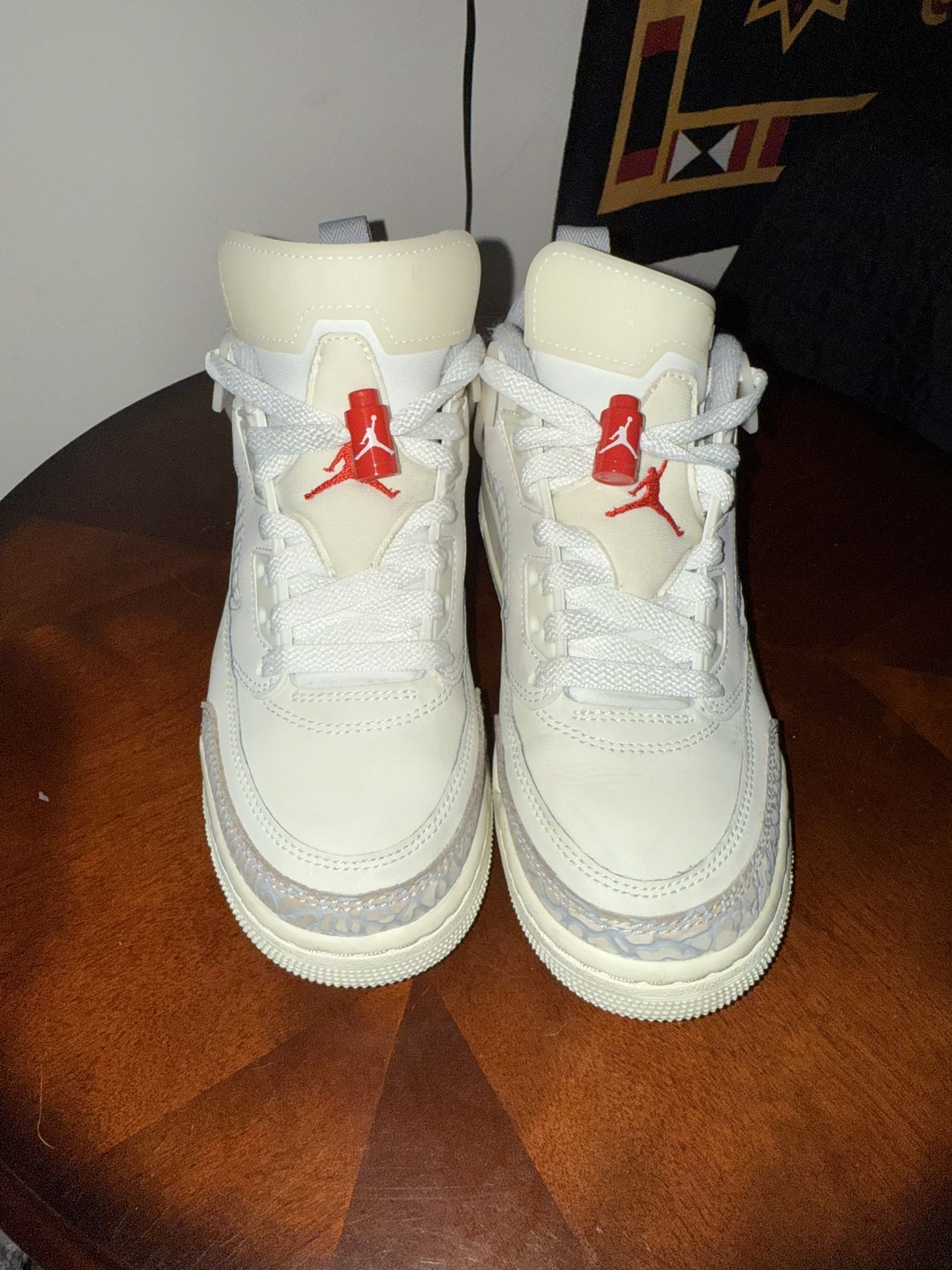 Jordan Spizike Low (gs) 4y -sail/university Red Voile/universite Rouge