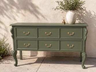 Willow Crest French Provincial Buffet