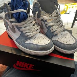 Jordan 1 Hyper Royal Size 10