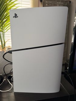 PLAYSTATION 5 SLIM DISC EDITION