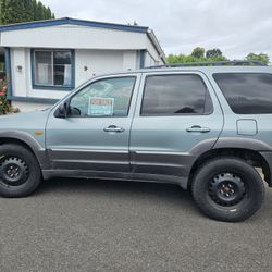 2004 Mazda Tribute